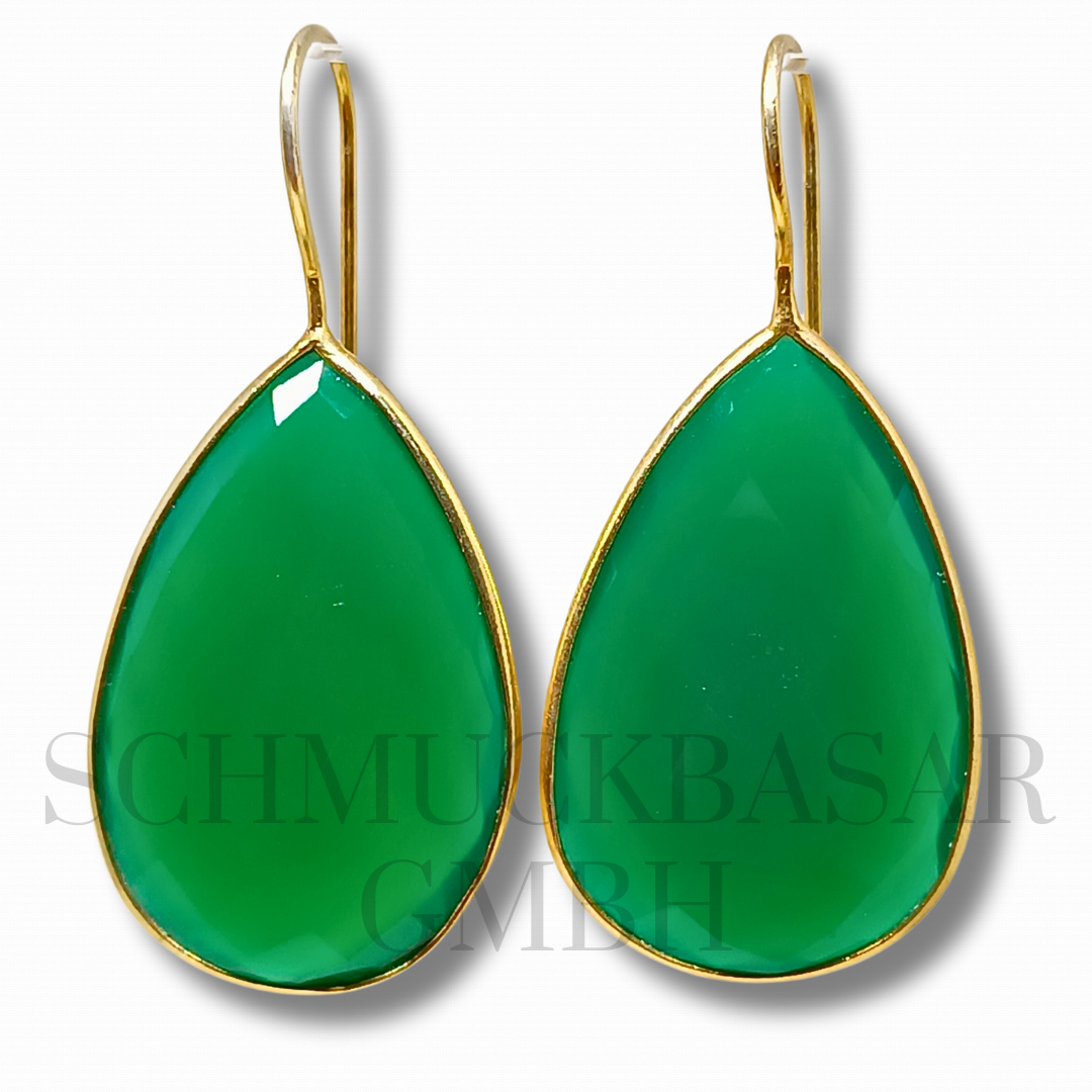 GOLD PLATED GREEN ONYX STONE EARRINGS