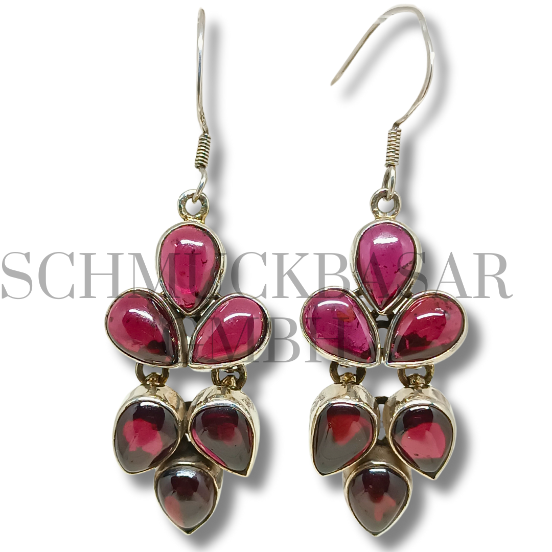 SILVER GARNET STONE EARRINGS