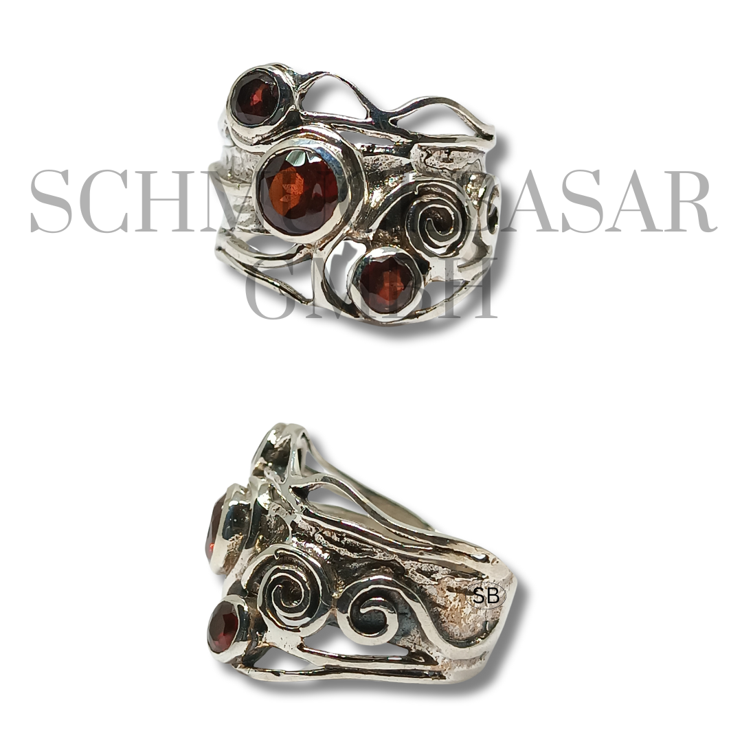 SILVER GARNET STONE RINGS