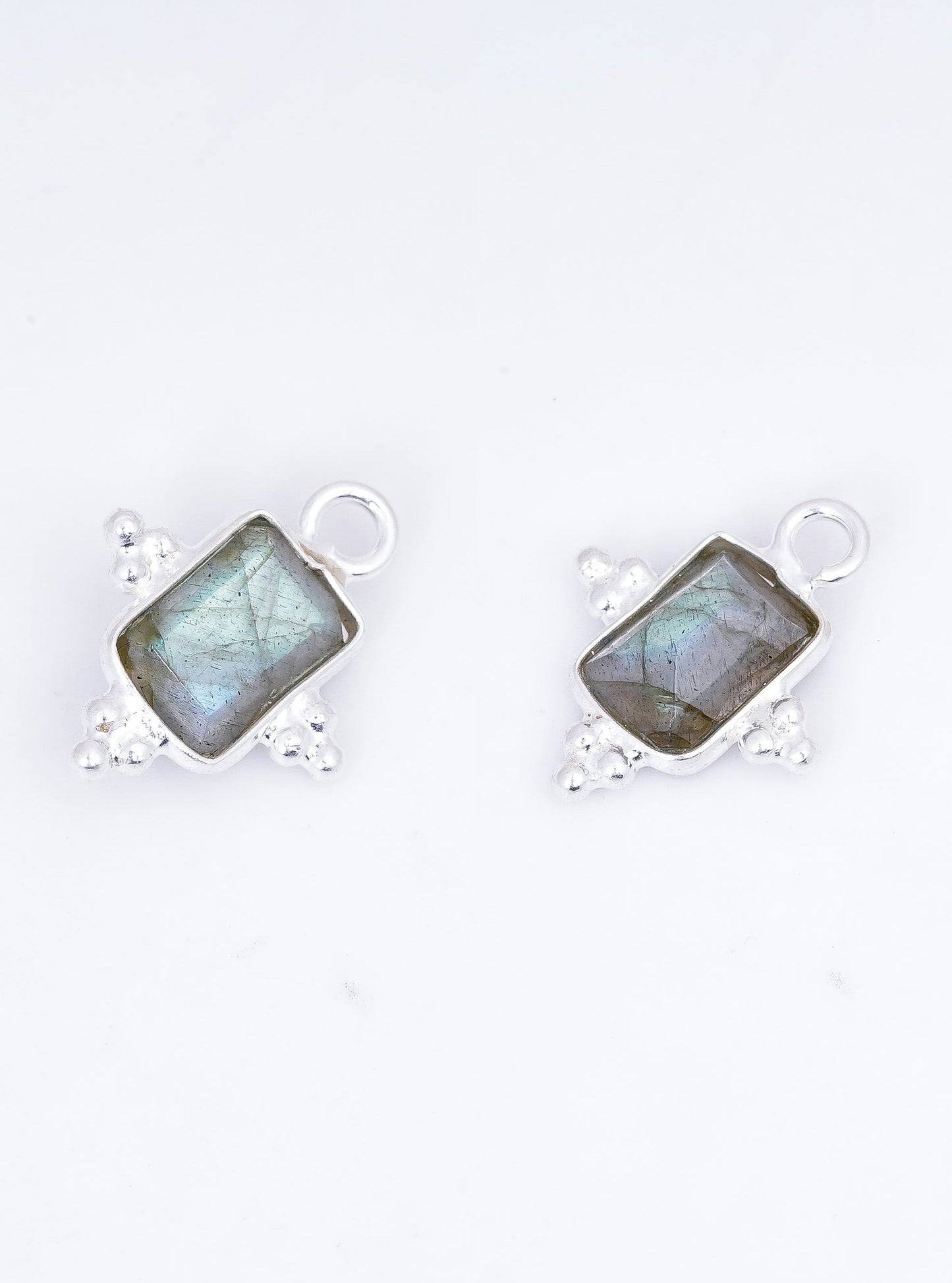 5 x 7 MM LABRADORITE BEZEL CONNECTOR