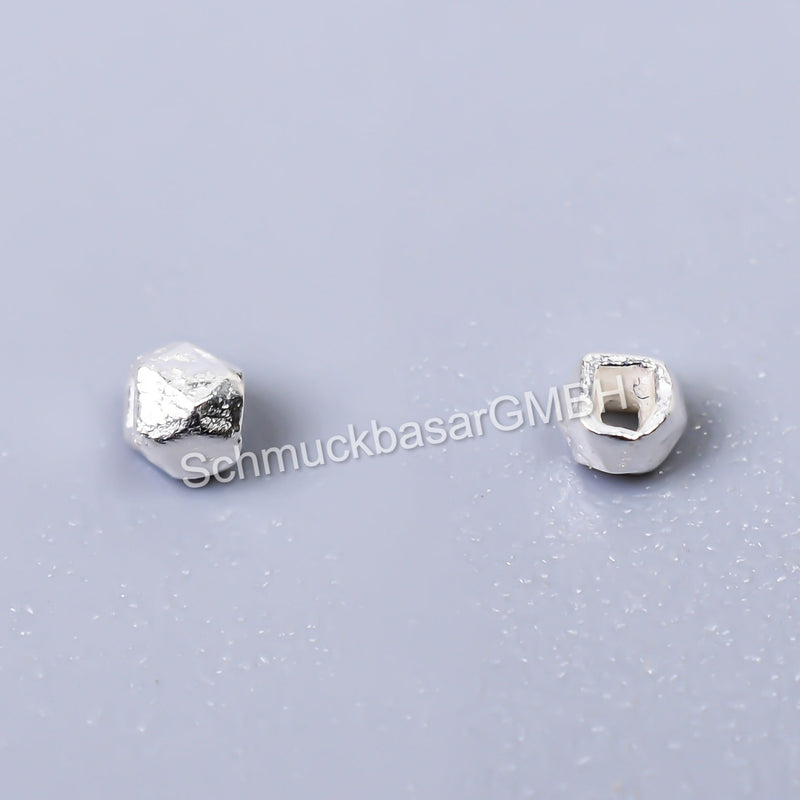 Plain Faceted Cube - Silver